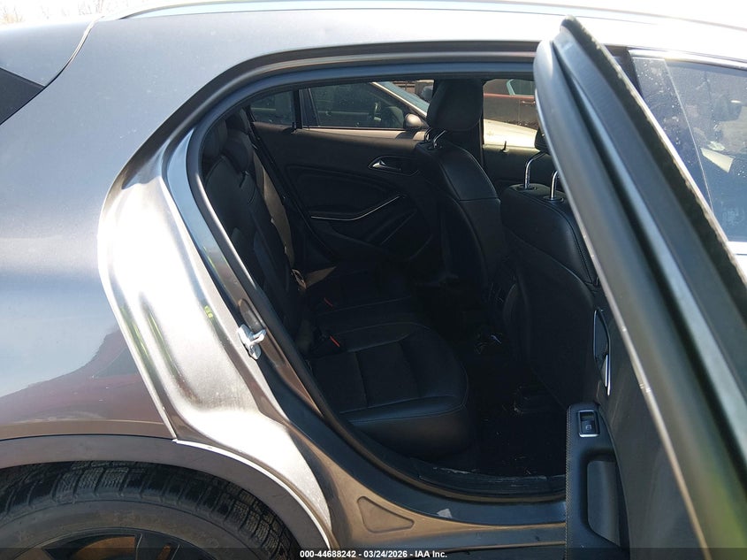 2018 Mercedes-benz Gla-klasse VIN WDCTG4GB0JJ448512 IAAI salvage auction — FRONT END, Wait Title, sold $3,250 on 2026-07-08 (photo 8)