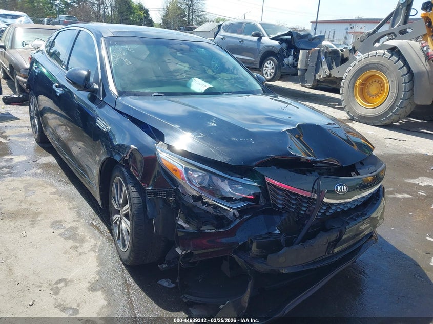 2019 Kia Optima VIN 5XXGT4L38KG300518 IAAI salvage auction — RIGHT SIDE, Wait Title, sold $1,200 on 2026-07-13 (photo 1)