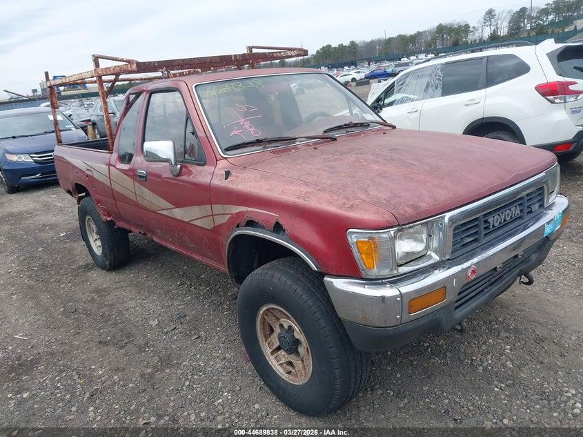 1989 Toyota Pickup VIN JT4VN13G1K5000794 IAAI salvage auction — FRONT & REAR, Clear (New York), sold $1,800 on 2026-07-28 (photo 1)