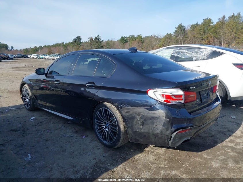 2018 BMW 5er VIN WBAJE7C56JWD52813 IAAI salvage auction — REAR END, Salvage (Massachusetts), sold $15,900 on 2026-07-09 (photo 3)