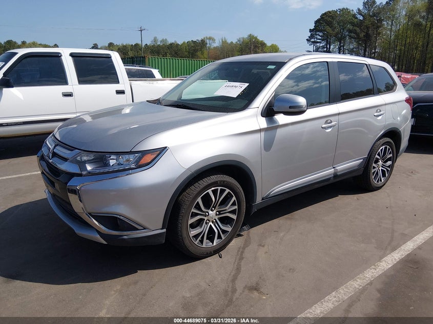 2018 Mitsubishi Outlander VIN JA4AD3A3XJZ071524 IAAI salvage auction — SIDE, Salvage (North Carolina), sold $3,150 on 2026-07-31 (photo 2)