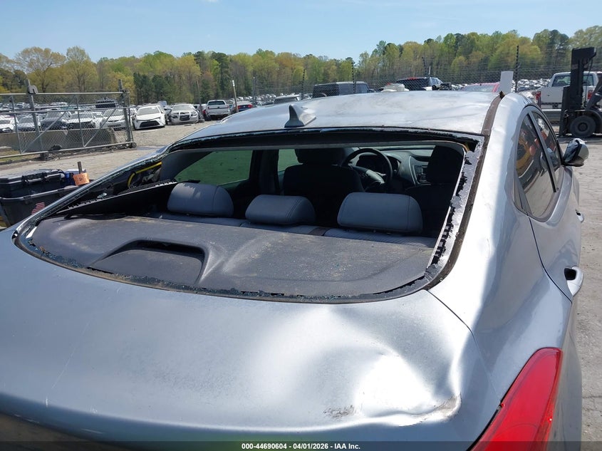 2013 Hyundai Elantra VIN KMHDH4AE0DU665616 IAAI salvage auction — STORM DAMAGE, Wait Title, sold $250 on 2026-07-23 (photo 6)