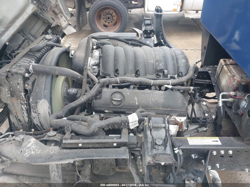 2025 Isuzu Npr VIN 54DC4W1D3SS211332 IAAI salvage auction — FRAME DAMAGE, Salvage Title, sold $24,500 on 2026-07-15 (photo 9)