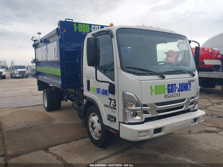 2025 Isuzu Npr VIN 54DC4W1D3SS211332 IAAI salvage auction — FRAME DAMAGE, Salvage Title, sold $24,500 on 2026-07-15 (photo 1)