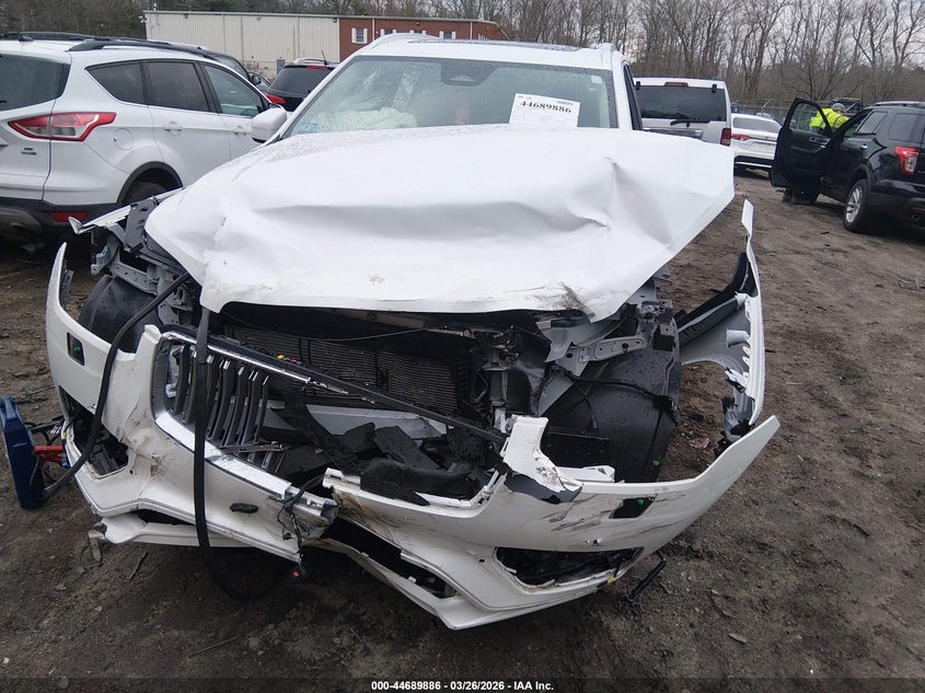 2024 Volvo Xc90 VIN YV4062PE2R1196541 IAAI salvage auction — LEFT FRONT, Salvage (Massachusetts), sold $10,200 on 2026-07-07 (photo 6)