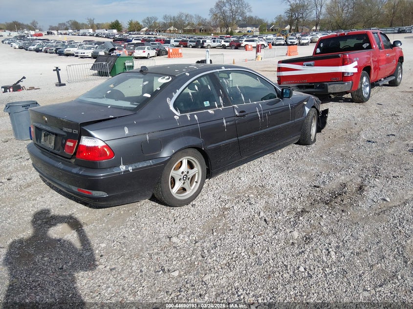 2006 BMW 3 series VIN WBABD33426PL09673 IAAI salvage auction — FRONT END, Bill Of Sale (Kentucky), sold $250 on 2026-07-22 (photo 4)