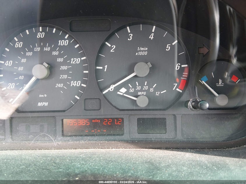 2006 BMW 3 series VIN WBABD33426PL09673 IAAI salvage auction — FRONT END, Bill Of Sale (Kentucky), sold $250 on 2026-07-22 (photo 7)