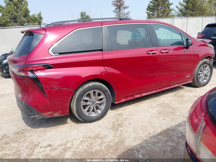 2021 Toyota Sienna VIN 5TDJRKEC4MS064134 IAAI salvage auction — FRONT END, Wait Title, sold $3,550 on 2026-07-29 (photo 4)
