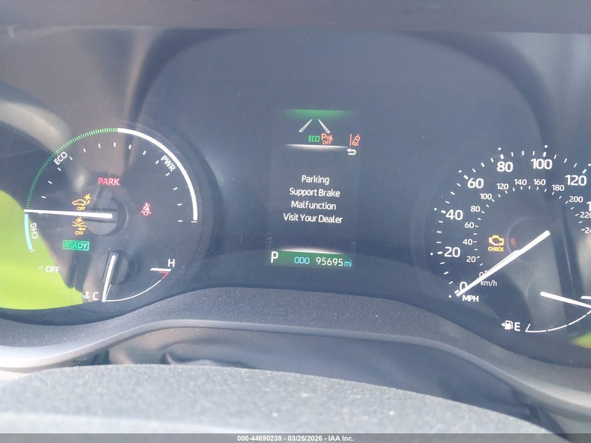 2021 Toyota Sienna VIN 5TDJRKEC4MS064134 IAAI salvage auction — FRONT END, Wait Title, sold $3,550 on 2026-07-29 (photo 7)