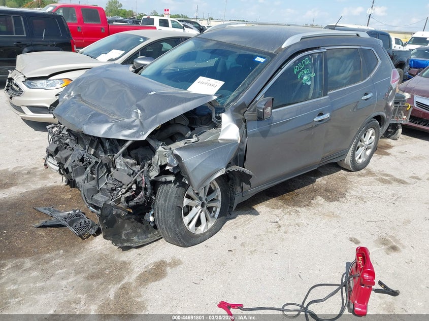 2016 Nissan Rogue VIN JN8AT2MT2GW008642 IAAI salvage auction — FRONT END, Wait Title, sold $475 on 2026-07-15 (photo 2)
