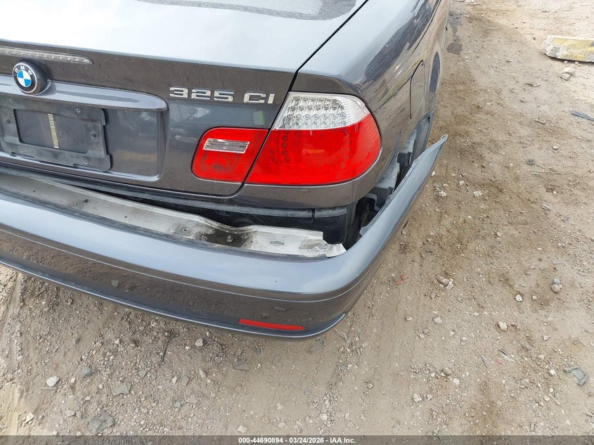 2006 BMW 3er VIN WBABW334X6PX85454 IAAI salvage auction — REAR END, Original (Texas), sold $1,700 on 2026-08-13 (photo 6)