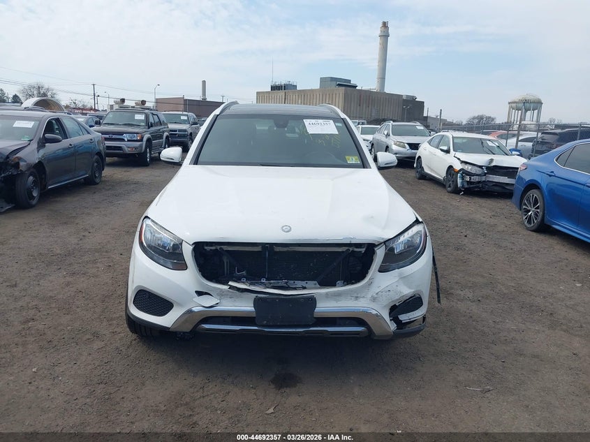 2017 Mercedes-benz Glc class VIN WDC0G4KB2HF149918 IAAI salvage auction — THEFT, Salvage (New Jersey), sold $2,750 on 2026-07-20 (photo 6)