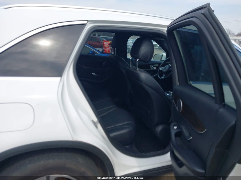 2017 Mercedes-benz Glc class VIN WDC0G4KB2HF149918 IAAI salvage auction — THEFT, Salvage (New Jersey), sold $2,750 on 2026-07-20 (photo 8)