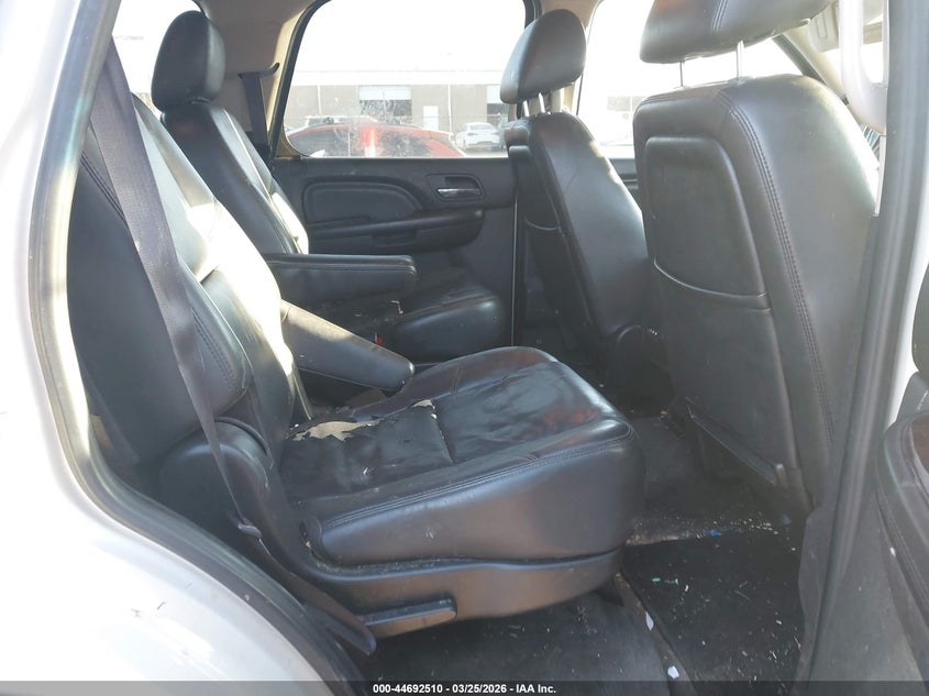 2011 Gmc Yukon VIN 1GKS2EEF4BR395543 IAAI salvage auction — RIGHT SIDE, Clear (Oklahoma), sold $1,275 on 2026-08-21 (photo 8)