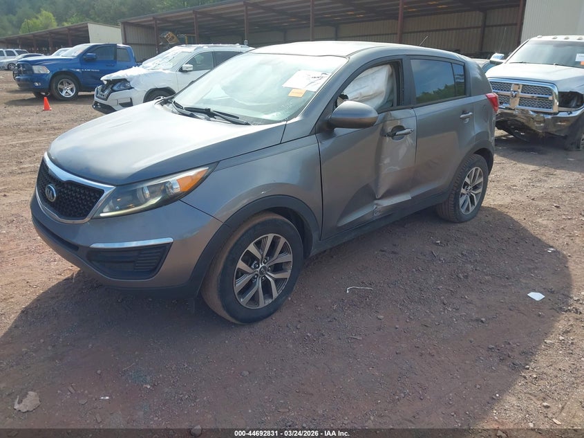 2016 Kia Sportage VIN KNDPB3AC3G7800456 IAAI salvage auction — LEFT SIDE, Wait Title, sold $950 on 2026-07-08 (photo 2)
