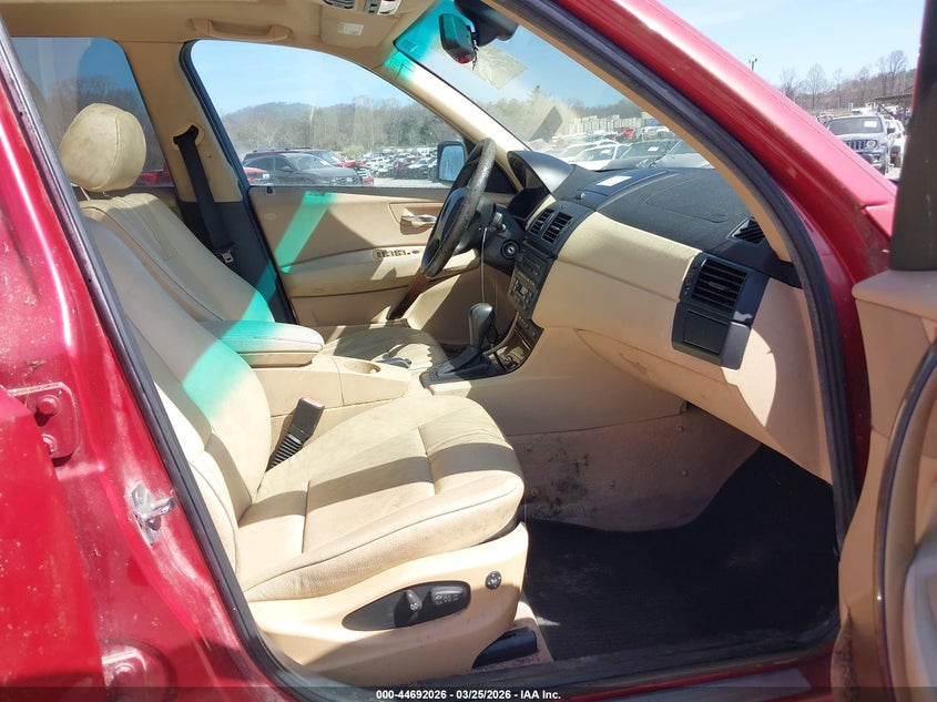2005 BMW X3 VIN WBXPA93445WD07888 IAAI salvage auction — NORMAL WEAR, Clear (Michigan), sold $400 on 2026-07-31 (photo 5)