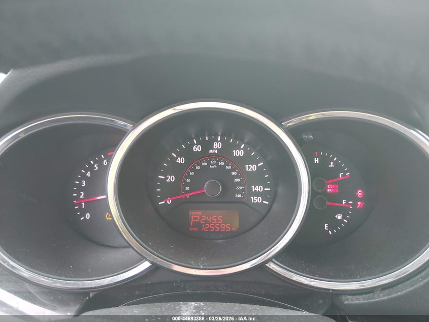 2011 Kia Sorento VIN 5XYKUCA14BG076887 IAAI salvage auction — SIDE, Salvage (West Virginia), sold $950 on 2026-07-29 (photo 7)