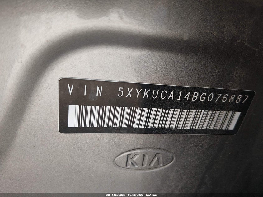 2011 Kia Sorento VIN 5XYKUCA14BG076887 IAAI salvage auction — SIDE, Salvage (West Virginia), sold $950 on 2026-07-29 (photo 9)