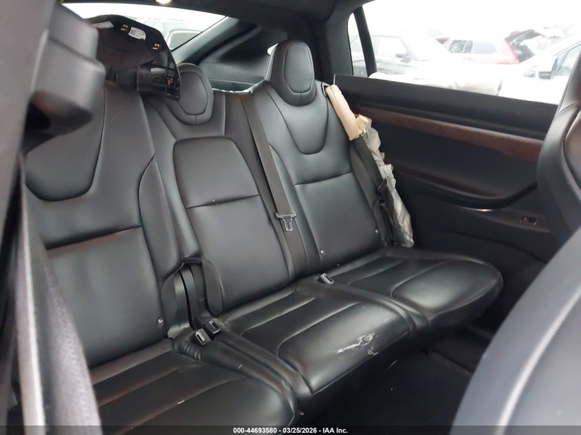 2019 Tesla Model x VIN 5YJXCAE28KF202045 IAAI salvage auction — RIGHT SIDE, Salvage (California), sold $5,700 on 2026-07-29 (photo 8)