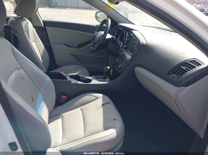 2012 Kia Optima VIN 5XXGN4A7XCG052984 IAAI salvage auction — FRONT END, Wait Title, sold $700 on 2026-07-17 (photo 5)