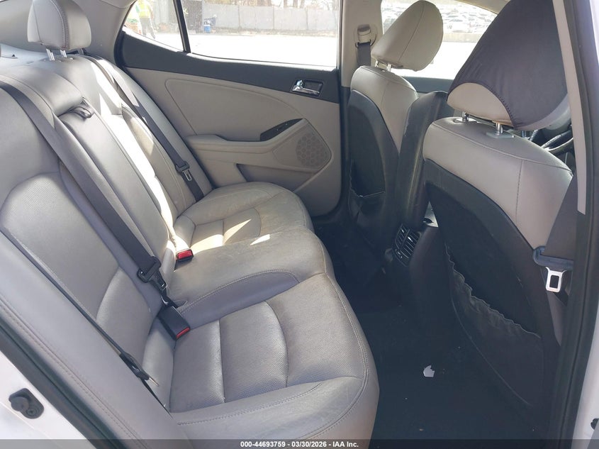 2012 Kia Optima VIN 5XXGN4A7XCG052984 IAAI salvage auction — FRONT END, Wait Title, sold $700 on 2026-07-17 (photo 8)