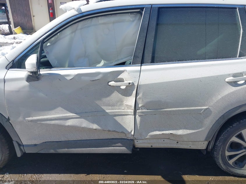 2021 Subaru Forester VIN JF2SKASC3MH443638 IAAI salvage auction — SIDE, Wait Title, sold $5,950 on 2026-07-16 (photo 6)