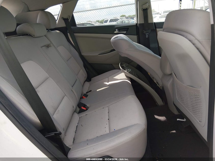 2018 Hyundai Tucson VIN KM8J23A49JU694386 IAAI salvage auction — REAR END, Certificate Of Destruction (Florida), sold $2,775 on 2026-07-08 (photo 8)