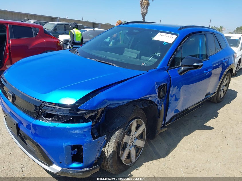 2024 Honda Prologue VIN 3GPKHWRM5RS533394 IAAI salvage auction — LEFT FRONT, Wait Title, sold $8,000 on 2026-07-30 (photo 2)
