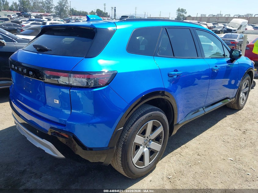 2024 Honda Prologue VIN 3GPKHWRM5RS533394 IAAI salvage auction — LEFT FRONT, Wait Title, sold $8,000 on 2026-07-30 (photo 4)