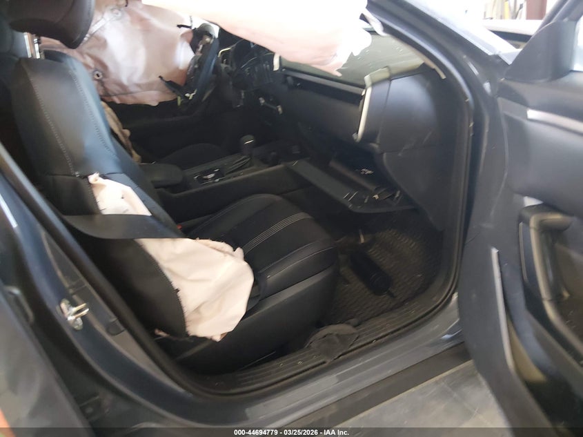 2026 Mazda Cx-50 VIN 7MMVAABW2TN160494 IAAI salvage auction — BIOHAZARD/CHEMICAL, Clear (Missouri), sold $6,800 on 2026-07-09 (photo 5)