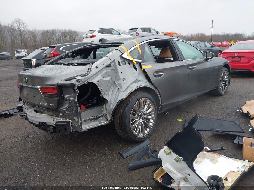 2023 Lexus Ls VIN JTHD51GF3P5011041 IAAI salvage auction — REAR END, Salvage (New Jersey), sold $24,100 on 2026-07-20 (photo 4)