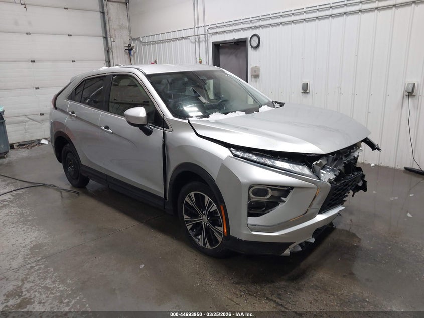 2022 Mitsubishi Eclipse cross VIN JA4ASWAA7NZ050495 IAAI salvage auction — FRONT END, Wait Title, sold $450 on 2026-07-10 (photo 1)