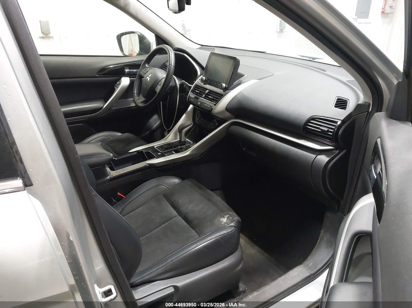 2022 Mitsubishi Eclipse cross VIN JA4ASWAA7NZ050495 IAAI salvage auction — FRONT END, Wait Title, sold $450 on 2026-07-10 (photo 5)