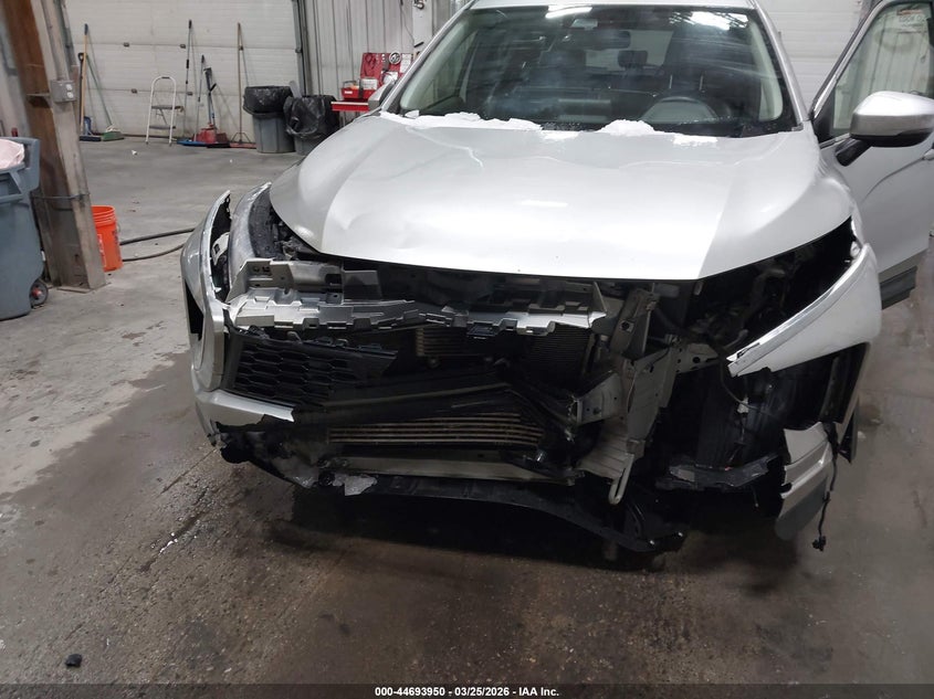 2022 Mitsubishi Eclipse cross VIN JA4ASWAA7NZ050495 IAAI salvage auction — FRONT END, Wait Title, sold $450 on 2026-07-10 (photo 6)