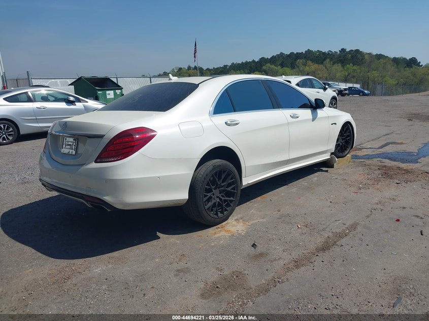 2014 Mercedes-benz S-klasse VIN WDDUG8FB3EA061581 IAAI salvage auction — UNDERCARRIAGE, Wait Title, sold $5,300 on 2026-07-29 (photo 4)