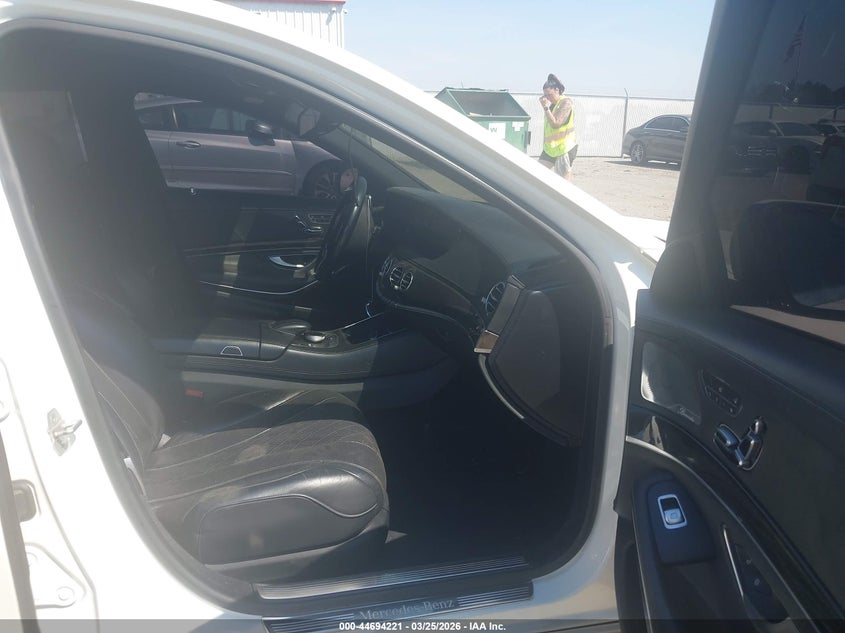 2014 Mercedes-benz S-klasse VIN WDDUG8FB3EA061581 IAAI salvage auction — UNDERCARRIAGE, Wait Title, sold $5,300 on 2026-07-29 (photo 5)