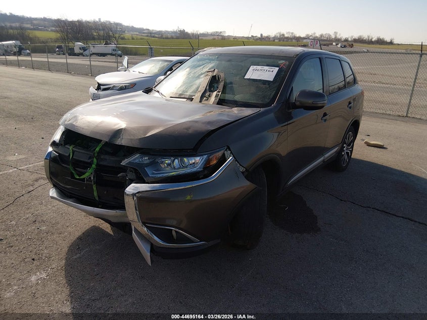 2018 Mitsubishi Outlander VIN JA4AD3A30JZ061200 IAAI salvage auction — FRONT END, Clear (Missouri), sold $2,850 on 2026-07-17 (photo 2)