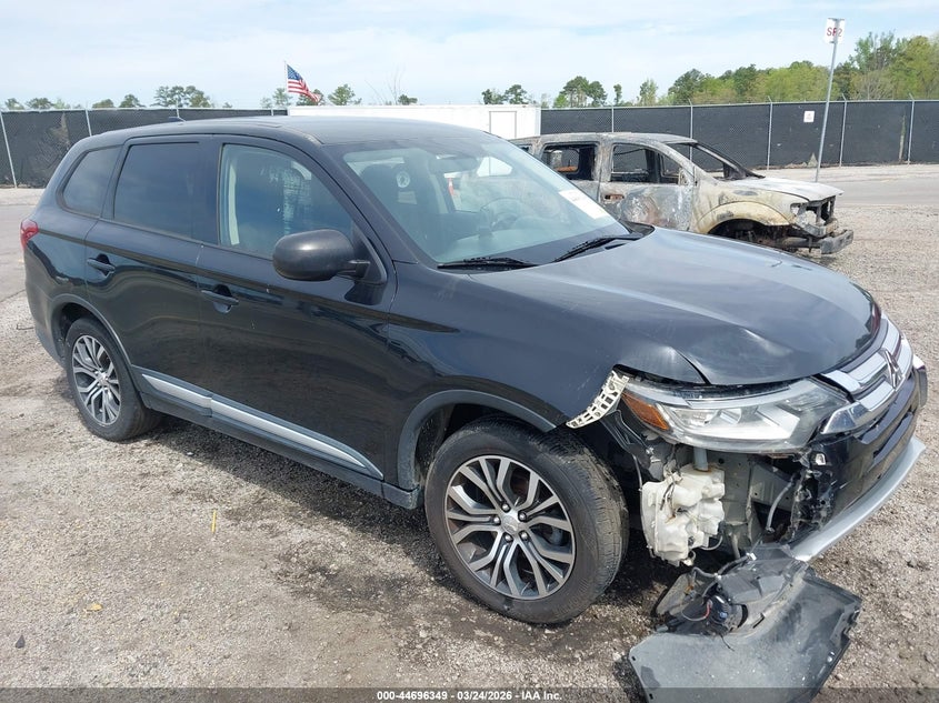 2018 Mitsubishi Outlander VIN JA4AD2A33JZ001468 IAAI salvage auction — FRONT END, Wait Title, sold $2,700 on 2026-07-29 (photo 1)