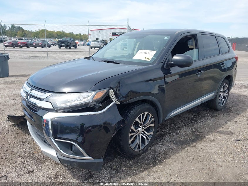 2018 Mitsubishi Outlander VIN JA4AD2A33JZ001468 IAAI salvage auction — FRONT END, Wait Title, sold $2,700 on 2026-07-29 (photo 2)
