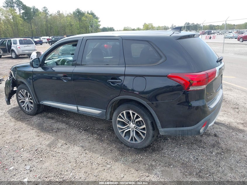2018 Mitsubishi Outlander VIN JA4AD2A33JZ001468 IAAI salvage auction — FRONT END, Wait Title, sold $2,700 on 2026-07-29 (photo 3)