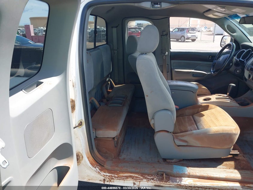 2007 Toyota Tacoma VIN 5TETU62N37Z445341 IAAI salvage auction — WATER/FLOOD, Salvage (Hawaii), sold $1,300 on 2026-07-14 (photo 8)