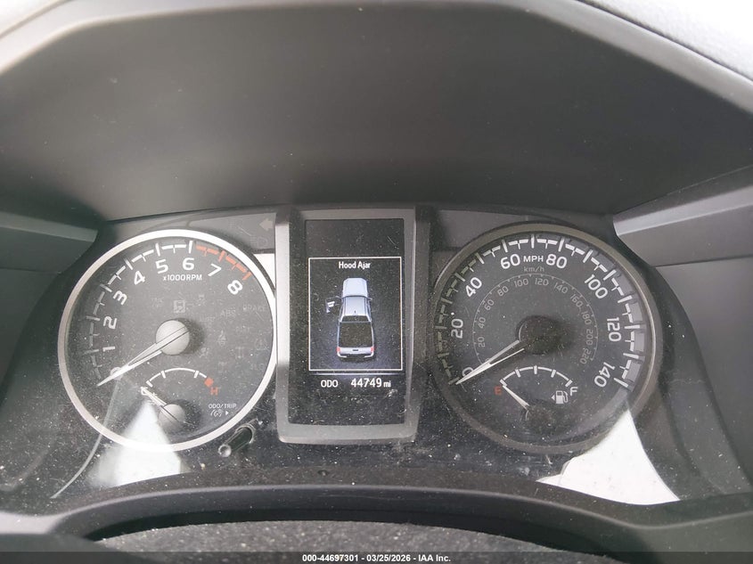 2021 Toyota Tacoma VIN 5TFCZ5AN0MX272846 IAAI salvage auction — FRONT END, Wait Title, sold $10,400 on 2026-07-29 (photo 7)
