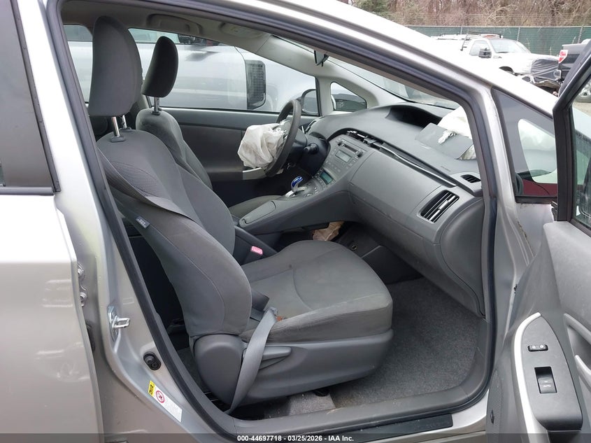 2010 Toyota Prius VIN JTDKN3DU4A0109135 IAAI salvage auction — FRONT END, Salvage - Greater Than 75% (Maryland), sold $1,050 on 2026-07-30 (photo 5)