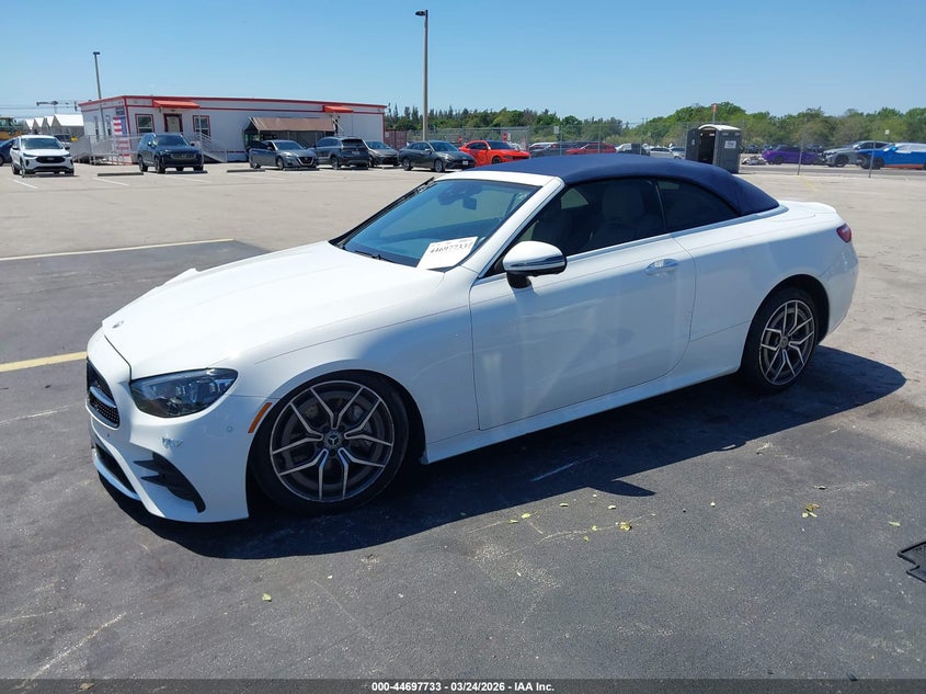 2023 Mercedes-benz E-klasse VIN W1K1K5KB7PF206858 IAAI salvage auction — RIGHT SIDE, Wait Title, sold $24,300 on 2026-07-27 (photo 2)