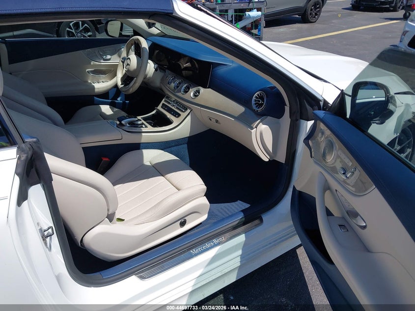 2023 Mercedes-benz E-klasse VIN W1K1K5KB7PF206858 IAAI salvage auction — RIGHT SIDE, Wait Title, sold $24,300 on 2026-07-27 (photo 5)