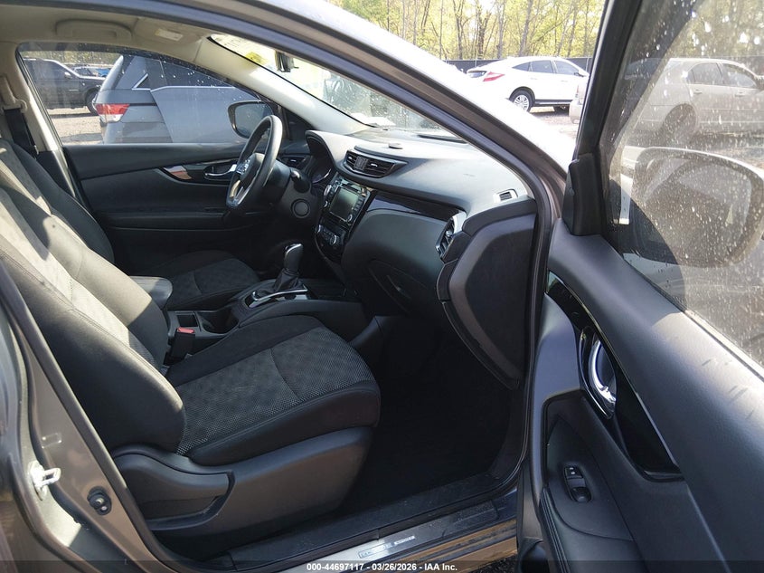 2019 Nissan Rogue VIN JN1BJ1CP6KW524079 IAAI salvage auction — FRONT END, Wait Title, sold $2,250 on 2026-07-15 (photo 5)