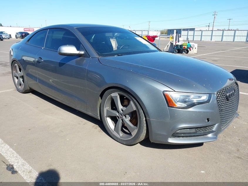 2013 Audi A5 VIN WAULFAFR5DA010155 IAAI salvage auction — LEFT SIDE, Salvage (Oregon), sold $1,425 on 2026-07-14 (photo 1)