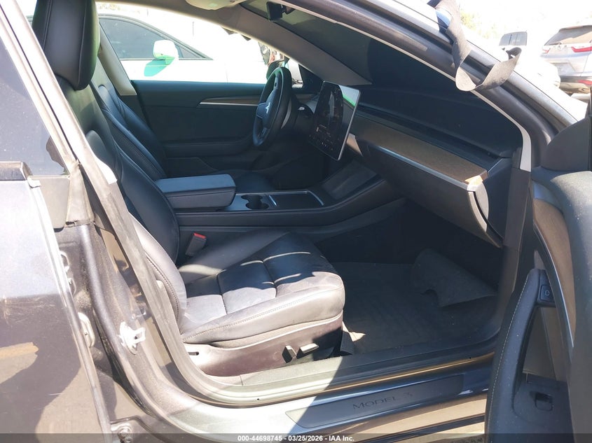 2022 Tesla Model 3 VIN 5YJ3E1EB0NF256761 IAAI salvage auction — FRONT END, Wait Title, sold $8,600 on 2026-07-08 (photo 5)