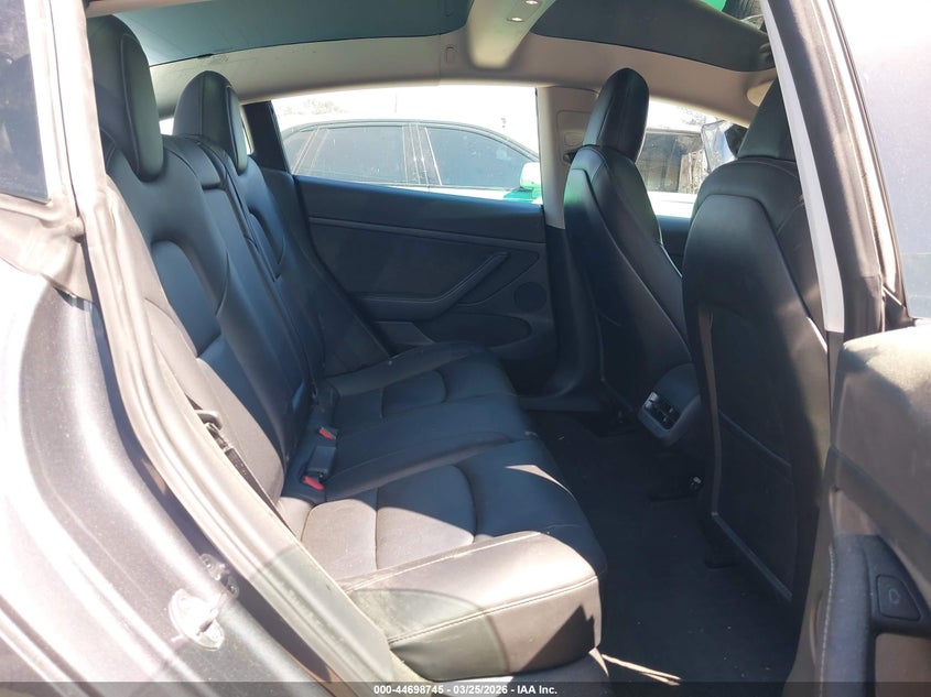 2022 Tesla Model 3 VIN 5YJ3E1EB0NF256761 IAAI salvage auction — FRONT END, Wait Title, sold $8,600 on 2026-07-08 (photo 8)