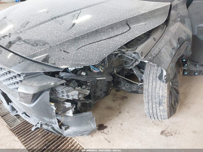 2025 Mazda Cx-50 VIN 7MMVABDM8SN329823 IAAI salvage auction — FRONT END, Salvage (Minnesota), sold $7,100 on 2026-08-02 (photo 6)